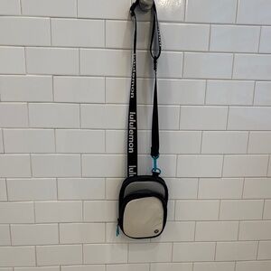 lululemon bag